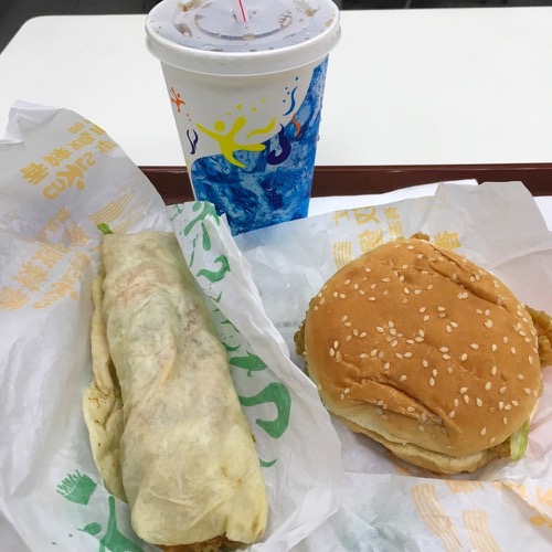 🇨🇳 Food I Remembered to Photograph On My Travels To and Thru China