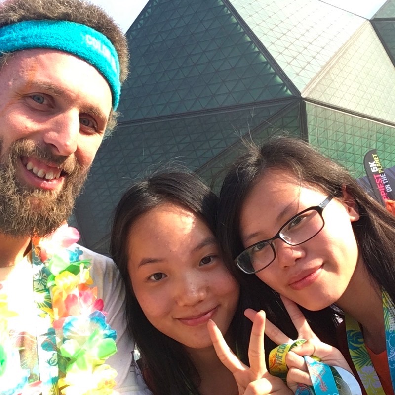 🇨🇳 Selfies with Strangers #happiest5k